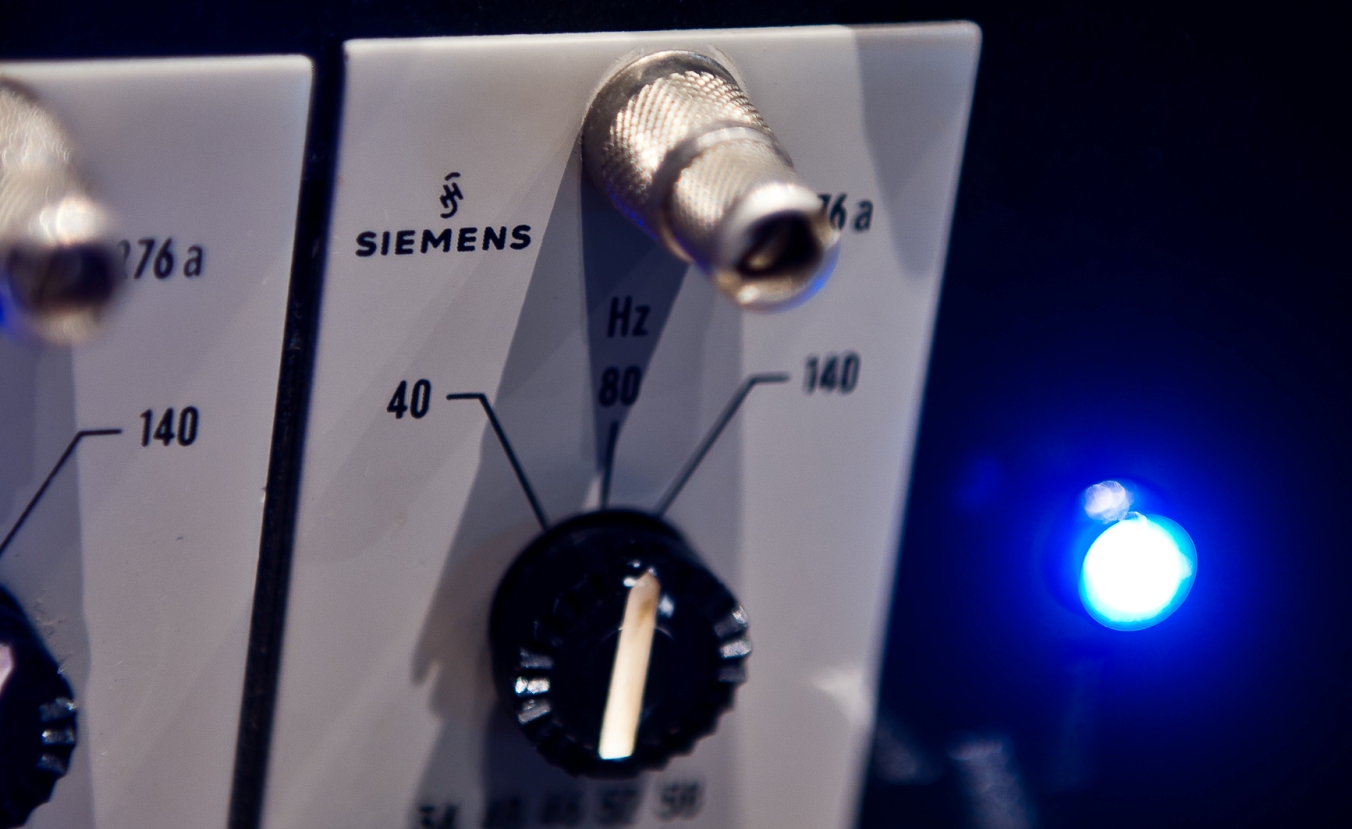 Vintage Siemens pre amps in opnamestudio peggy51